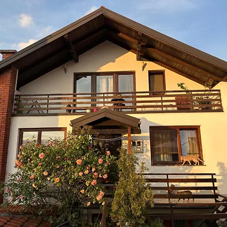 Yasmin - Your Window To Apartment Sarajevo