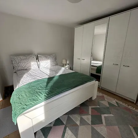 Yasmin - Your Window To