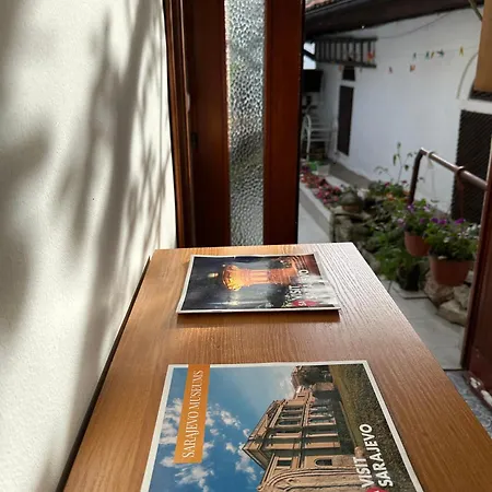 Yasmin - Your Window To *