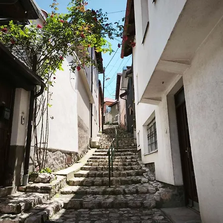 Yasmin - Your Window To * Sarajevo