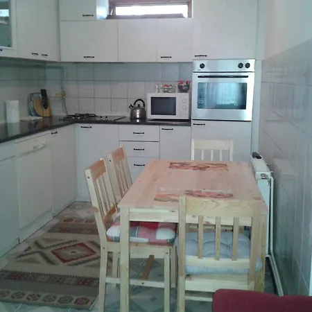 Yasmin Apartment *